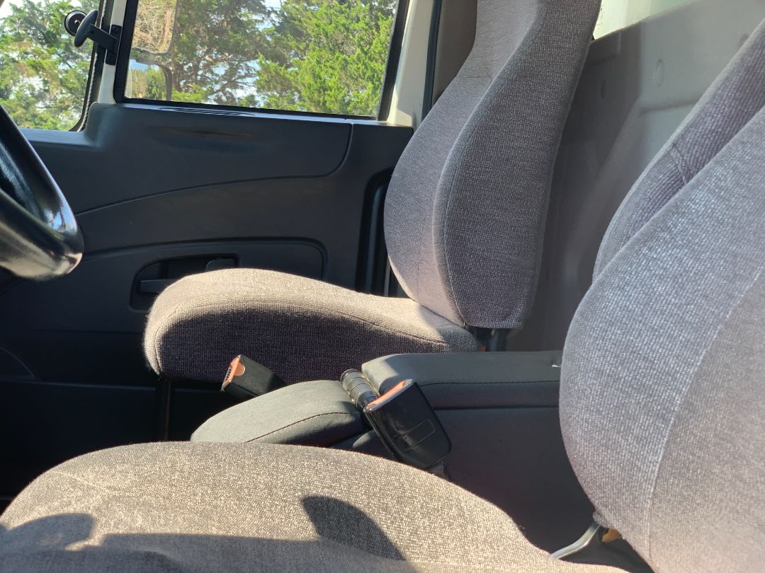 2017 INTERNATIONAL 4300 - Image 9